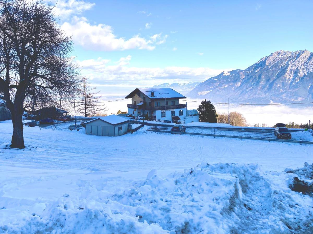 Aparthotel-Almgasthaus Gemsli - A Bisal Oesterreich Ueberm Schweizer Rheintal Sevelen Exterior photo