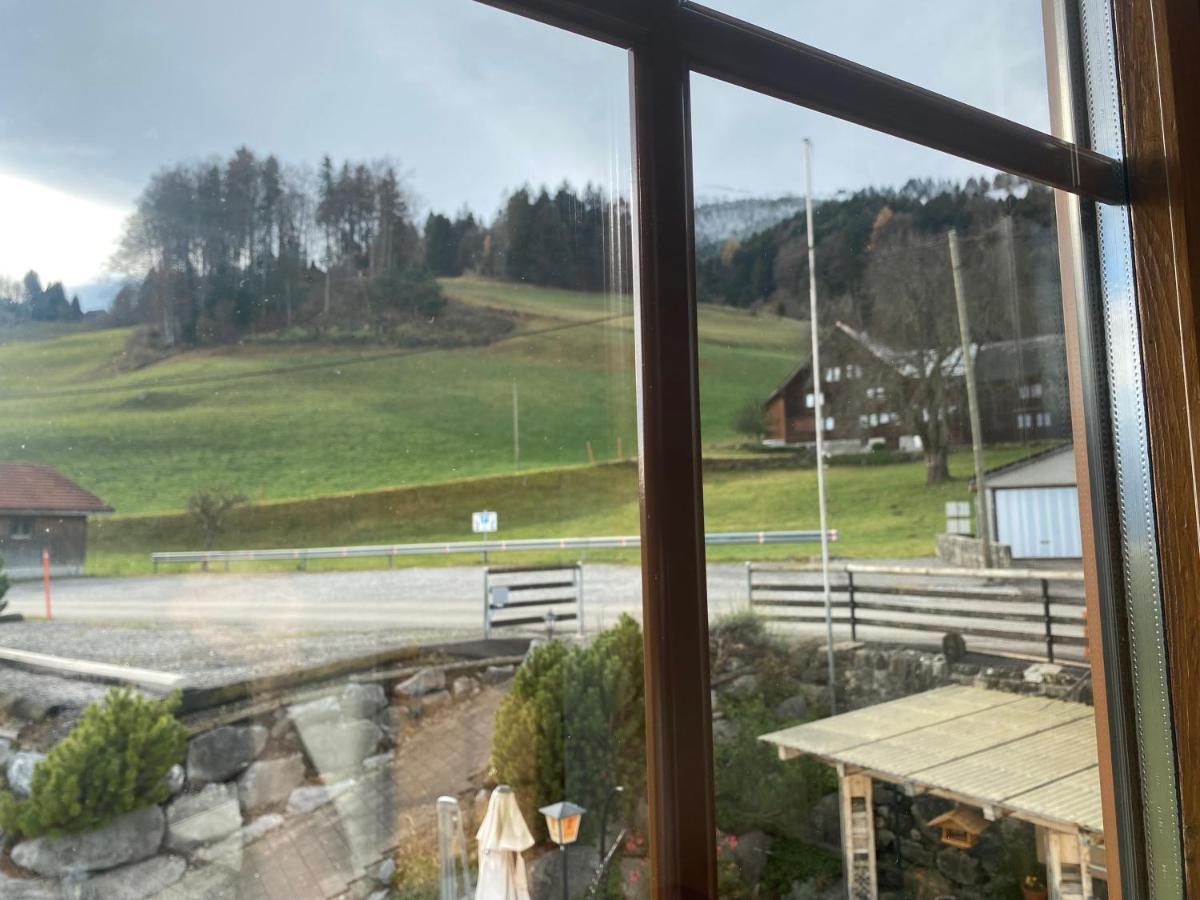 Aparthotel-Almgasthaus Gemsli - A Bisal Oesterreich Ueberm Schweizer Rheintal Sevelen Exterior photo