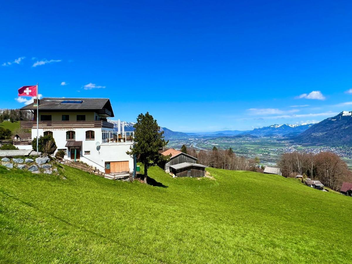 Aparthotel-Almgasthaus Gemsli - A Bisal Oesterreich Ueberm Schweizer Rheintal Sevelen Exterior photo